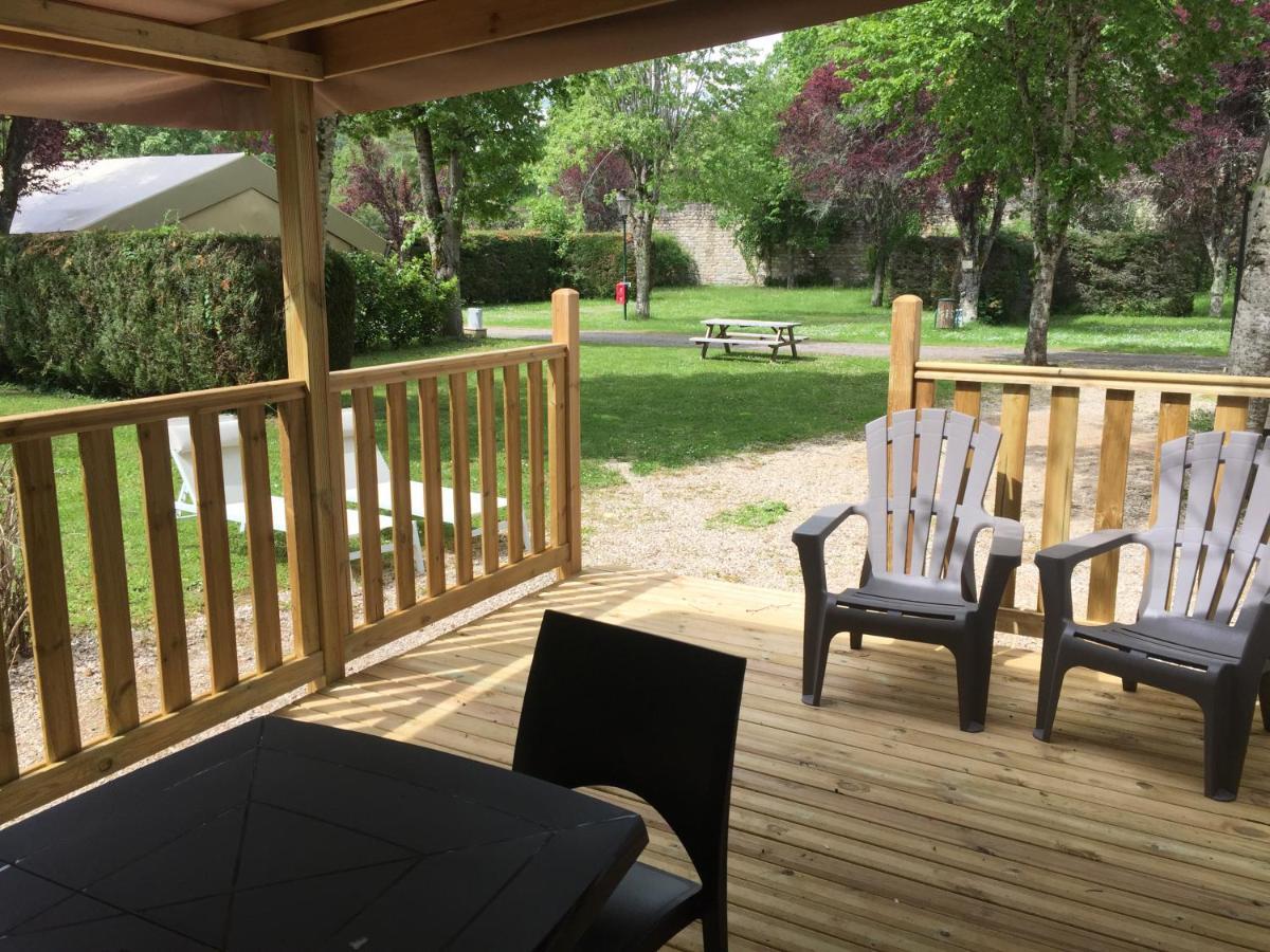 Camping De La Bonnette Caylus Екстериор снимка