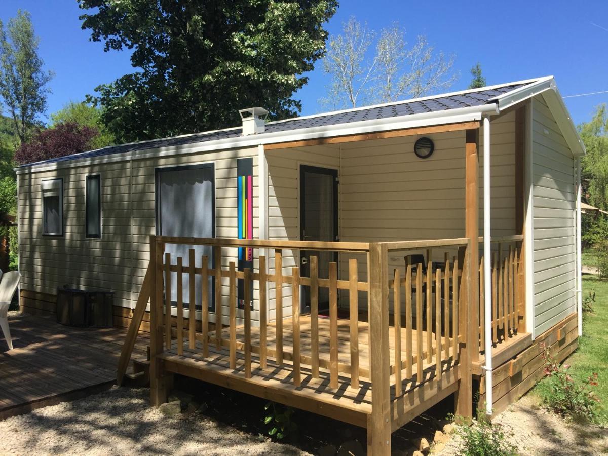 Camping De La Bonnette Caylus Екстериор снимка