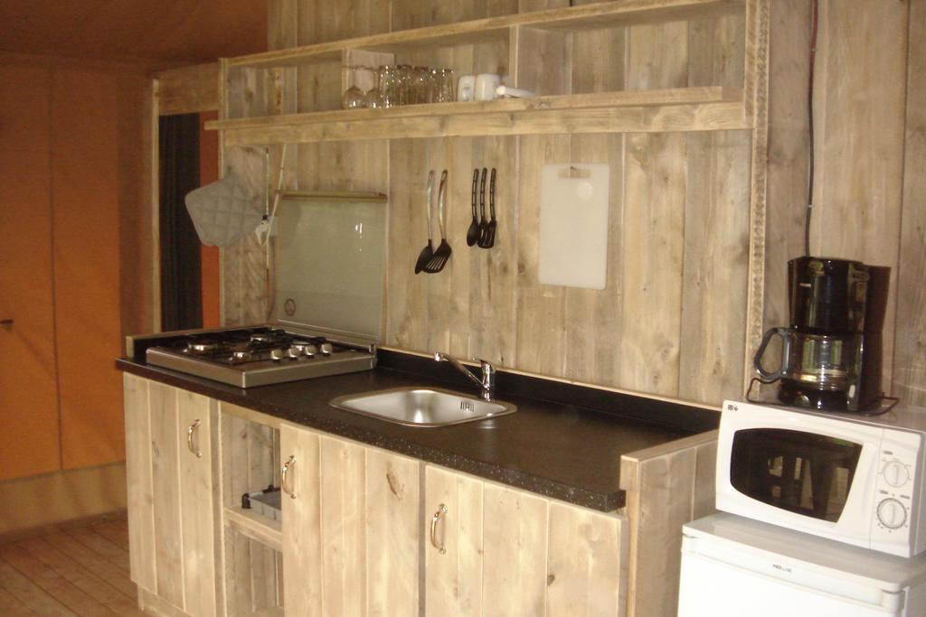 Camping De La Bonnette Caylus Стая снимка